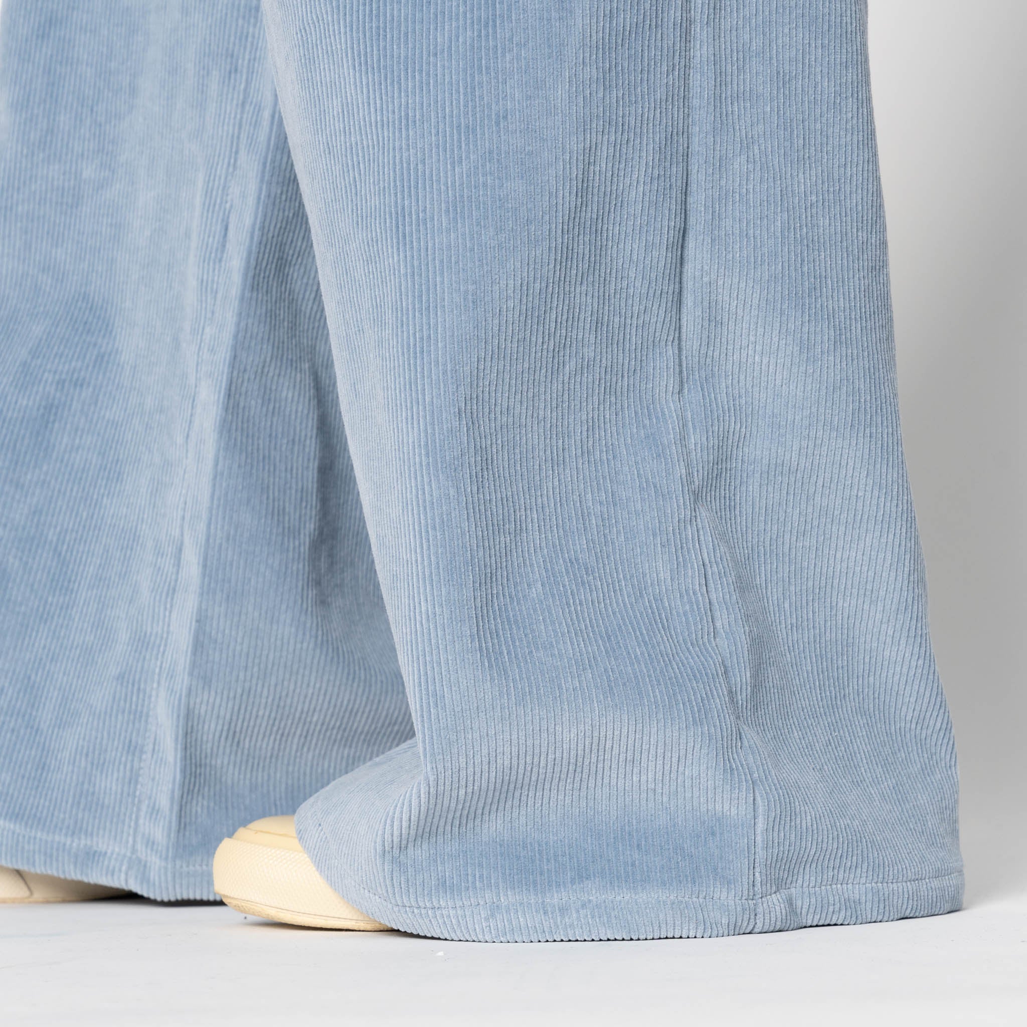 Wide Leg Trouser - Faded Corduroy Organique - Pale Indigo - Image 7